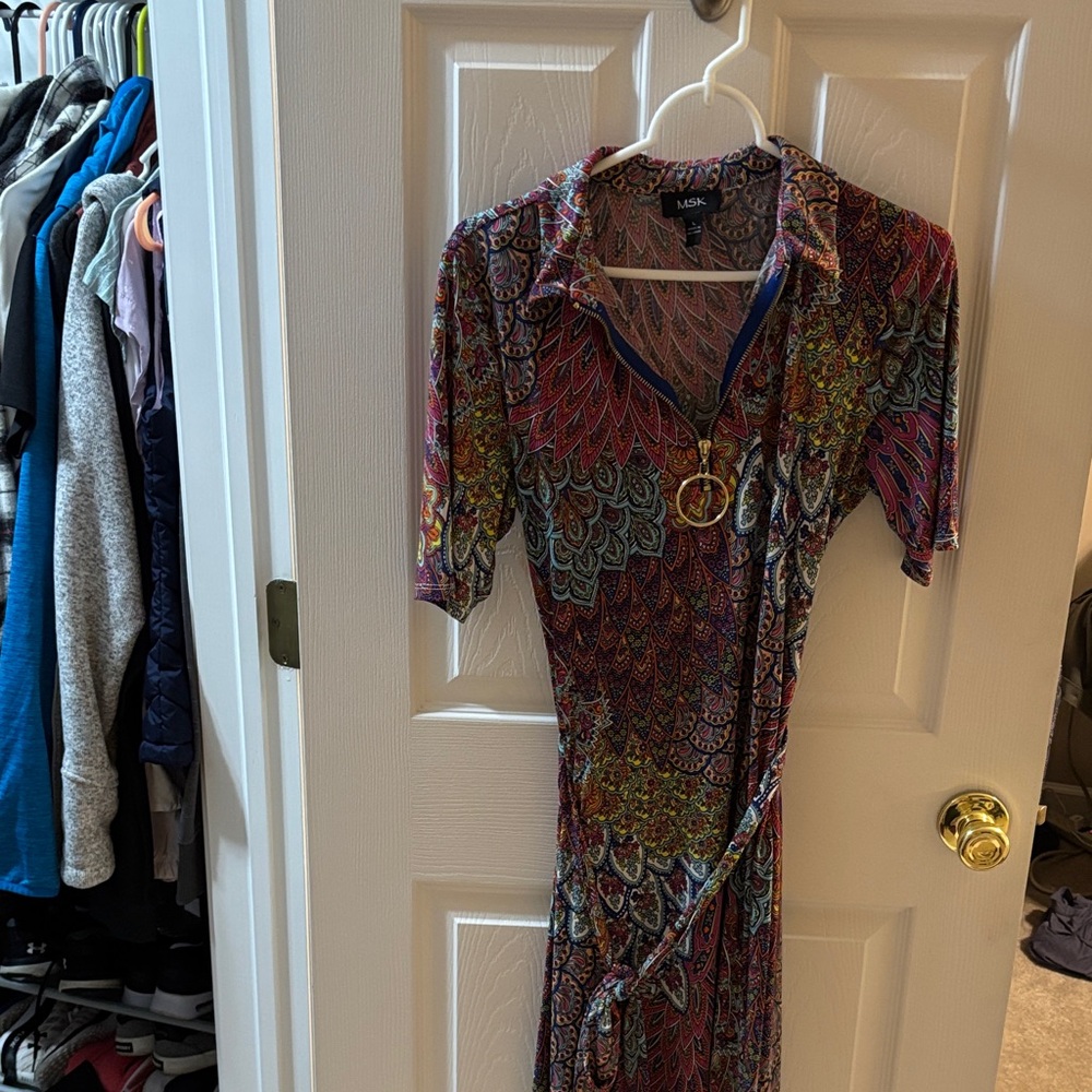 MSK Multicolor Patterned Long Sleeve Dress